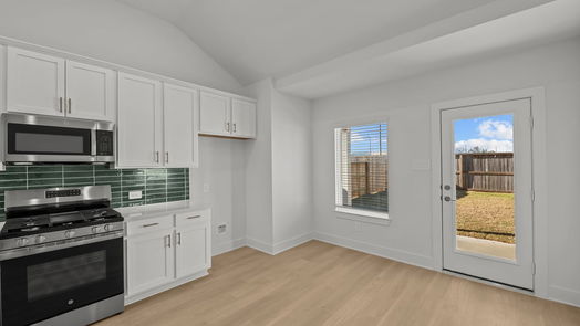 Willis 2-story, 4-bed 236 River Grove Street-idx