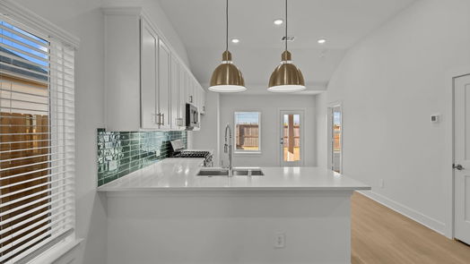 Willis 2-story, 4-bed 236 River Grove Street-idx