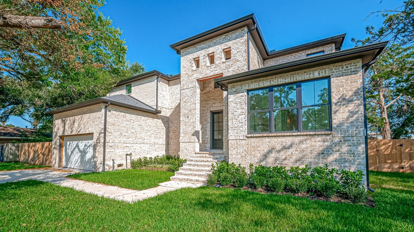 Houston 2-story, 6-bed 10902 Britoak Lane-idx