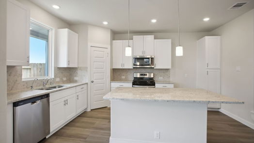 Houston 2-story, 3-bed 1522 Red Acer Drive-idx