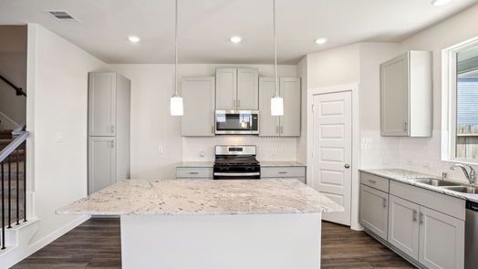 Kemah 2-story, 3-bed 640 Seafoam Lane-idx