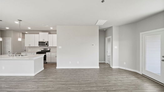 Montgomery 1-story, 3-bed 227 Shore Pointe Court-idx