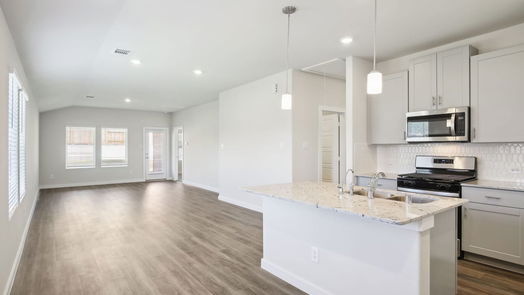Montgomery 1-story, 3-bed 216 Shore Pointe Court-idx