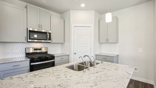 Montgomery 1-story, 3-bed 216 Shore Pointe Court-idx