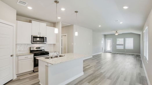 Montgomery 1-story, 3-bed 215 Charles Ridge Drive-idx