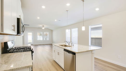 Montgomery 1-story, 4-bed 212 Shore Pointe Court-idx