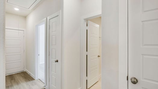 Montgomery 1-story, 4-bed 212 Shore Pointe Court-idx