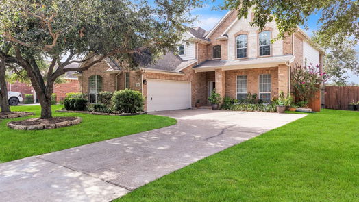 Pearland 2-story, 4-bed 4601 Lakefront Terrace Drive-idx