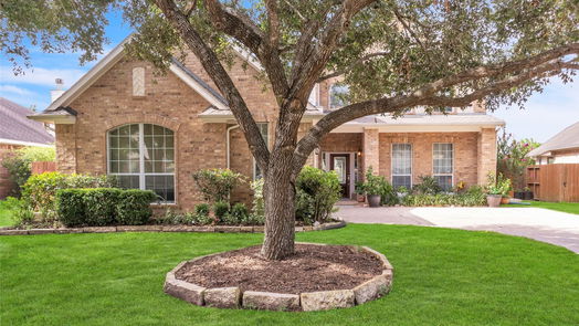 Pearland 2-story, 4-bed 4601 Lakefront Terrace Drive-idx