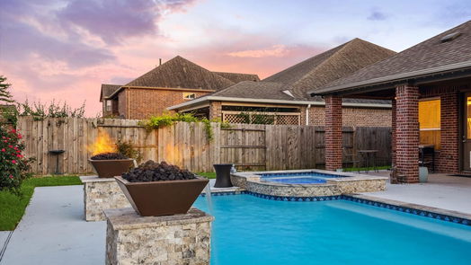 Pearland 1-story, 3-bed 2203 Lago Canyon Court-idx