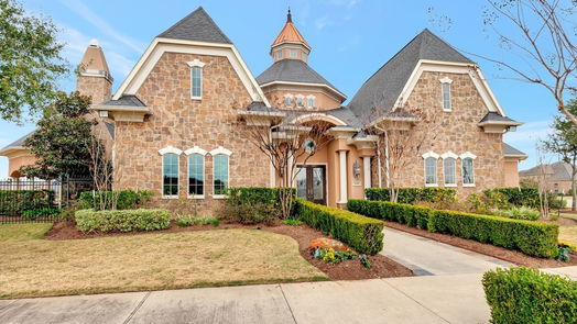Rosenberg 2-story, 4-bed 5918 Wayne Way-idx