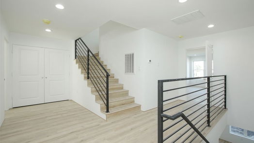 Houston 3-story, 4-bed 15000 S Richmond Avenue 7-idx