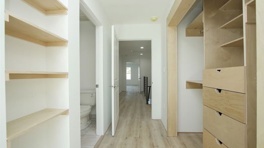 Houston 3-story, 4-bed 15000 S Richmond Avenue 7-idx