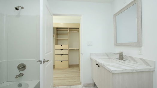 Houston 3-story, 4-bed 15000 S Richmond Avenue 7-idx