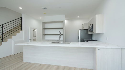 Houston 3-story, 4-bed 15000 S Richmond Avenue 7-idx