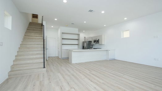 Houston 3-story, 4-bed 15000 S Richmond Avenue 7-idx