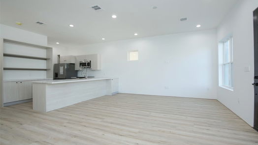 Houston 3-story, 4-bed 15000 S Richmond Avenue 7-idx