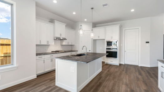 Humble null-story, 3-bed 12803 Raemoir Drive-idx
