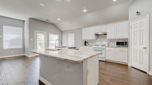 Houston 1-story, 3-bed 7322 Broadelm Drive-idx
