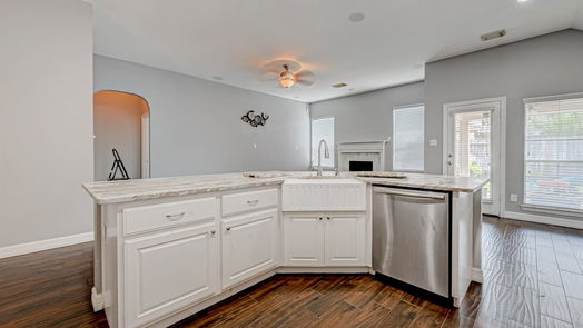 Houston 1-story, 3-bed 7322 Broadelm Drive-idx