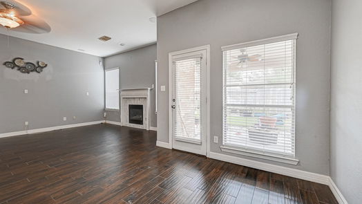 Houston 1-story, 3-bed 7322 Broadelm Drive-idx