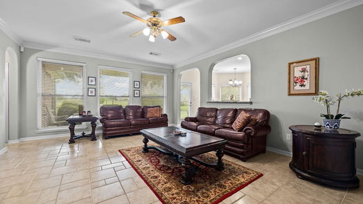 Pearland 2-story, 6-bed 2611 Winston Court-idx