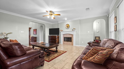 Pearland 2-story, 6-bed 2611 Winston Court-idx