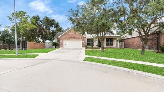 Pearland 2-story, 4-bed 2504 Harbor Chase Drive-idx