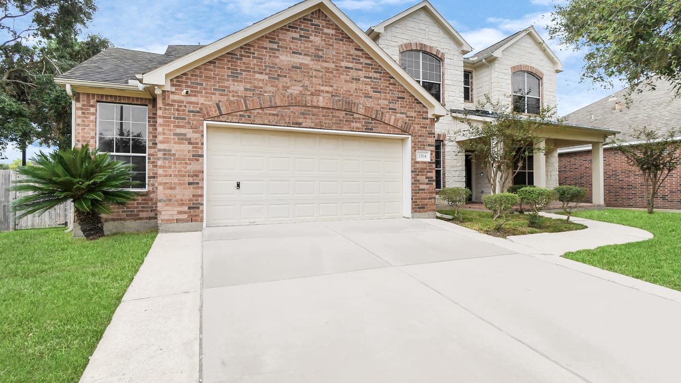 Pearland 2-story, 4-bed 2504 Harbor Chase Drive-idx