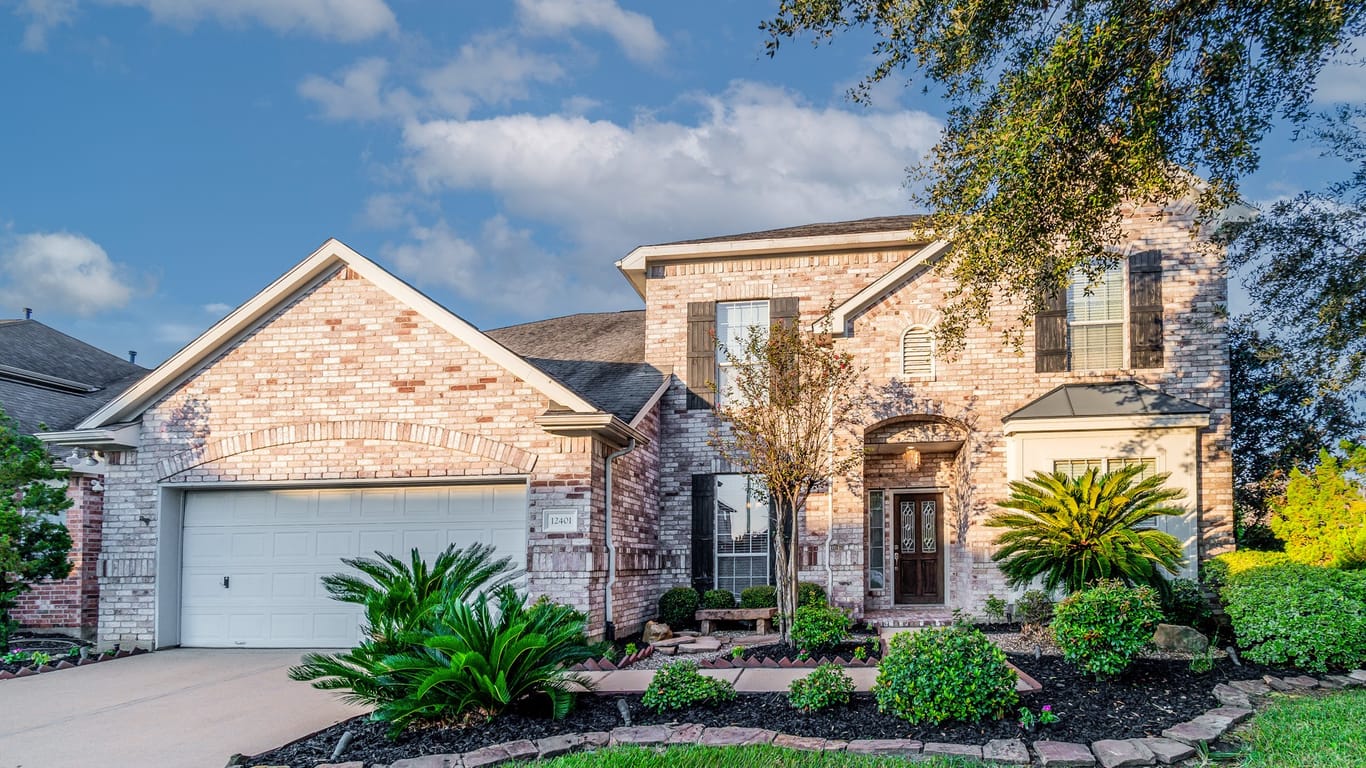 Pearland 2-story, 4-bed 12401 Evening Bay Drive-idx