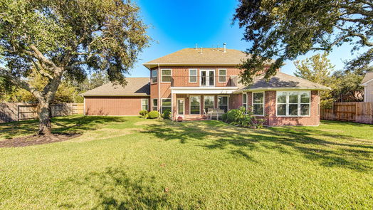 Pearland 2-story, 6-bed 2611 Winston Court-idx