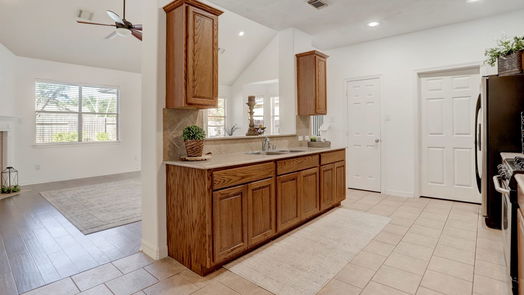 Porter 2-story, 4-bed 20111 Bitter Root Drive-idx