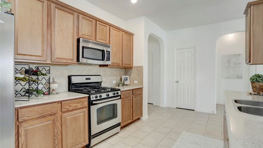 Porter 2-story, 4-bed 20111 Bitter Root Drive-idx