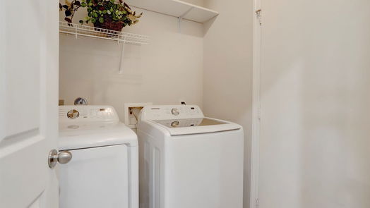 Porter 2-story, 4-bed 20111 Bitter Root Drive-idx