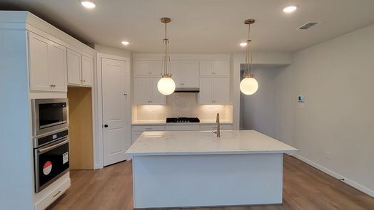 Porter 2-story, 4-bed 8270 Boundary Waters Drive-idx