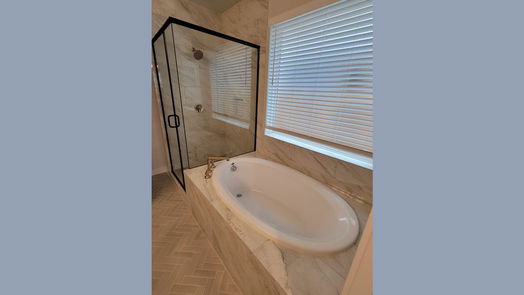 Porter 2-story, 4-bed 8270 Boundary Waters Drive-idx