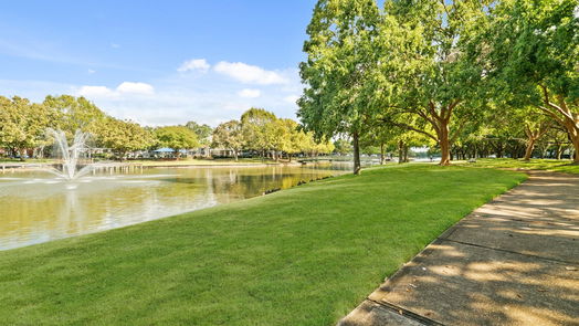 Sugar Land 2-story, 5-bed 1903 Willow Lakes Drive-idx