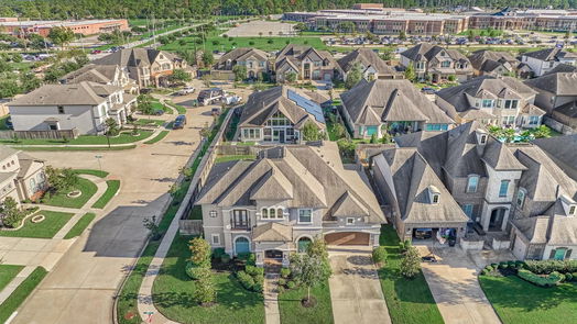 Tomball 2-story, 4-bed 17326 Legend Brook Court-idx