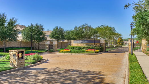 Tomball 2-story, 4-bed 17326 Legend Brook Court-idx