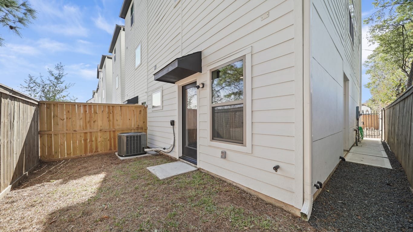 Houston 3-story, 3-bed 5320 Creekmont Timbers Trail-idx