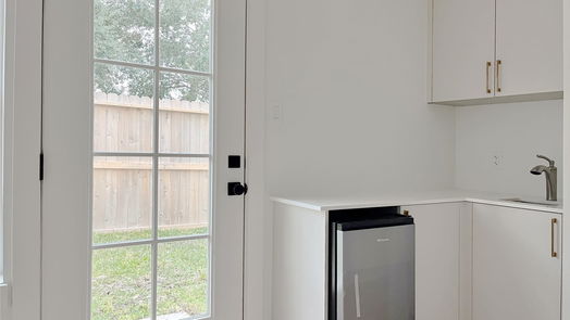 Houston 3-story, 3-bed 6222 Knox Street-idx