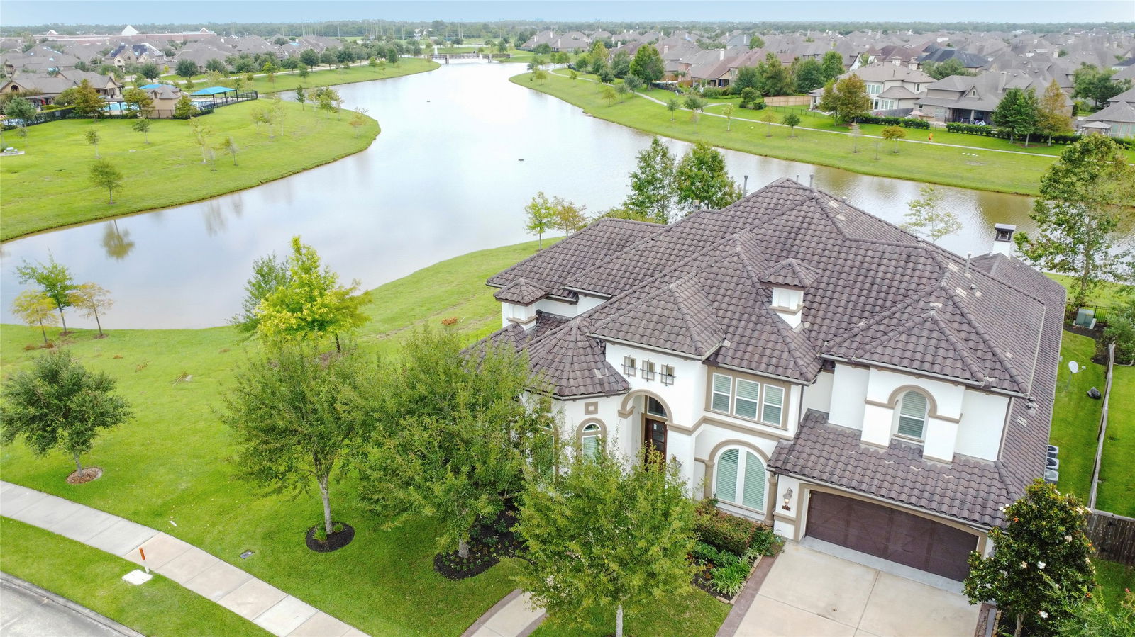 Friendswood 2-story, 5-bed 2215 Pleasant Hill Drive-idx