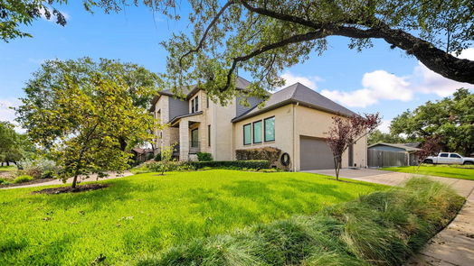 Houston 2-story, 4-bed 5230 N Braeswood Boulevard-idx