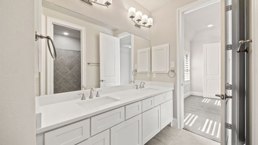 Houston 2-story, 4-bed 5230 N Braeswood Boulevard-idx