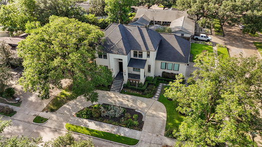 Houston 2-story, 4-bed 5230 N Braeswood Boulevard-idx