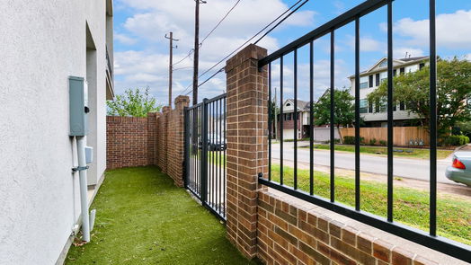 Houston 3-story, 4-bed 2610 Fountain Key Boulevard-idx