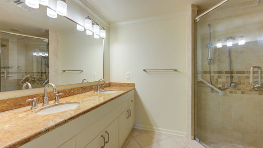 Houston null-story, 3-bed 14 Greenway 12R-idx