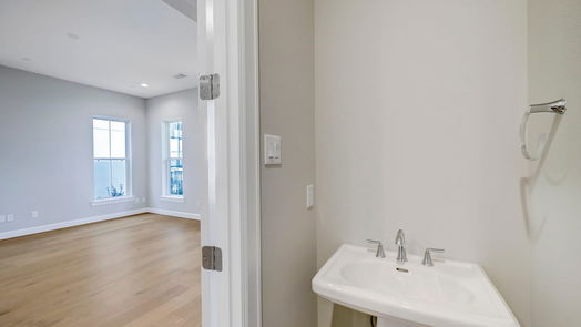 Spring 2-story, 3-bed 25130 Devlin Creek Drive-idx