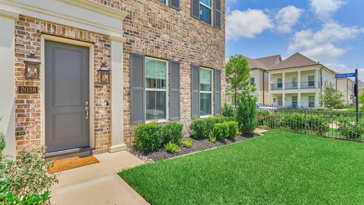 The Woodlands 2-story, 3-bed 2038 Carlson Creek Drive-idx