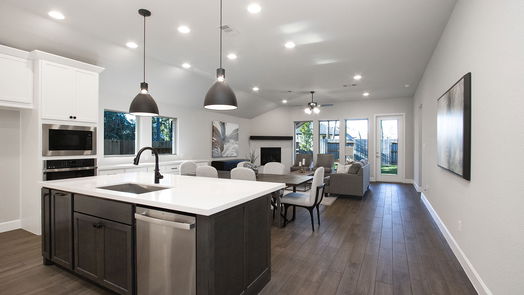 Conroe 1-story, 4-bed 15718 Koi Gardens Lane-idx